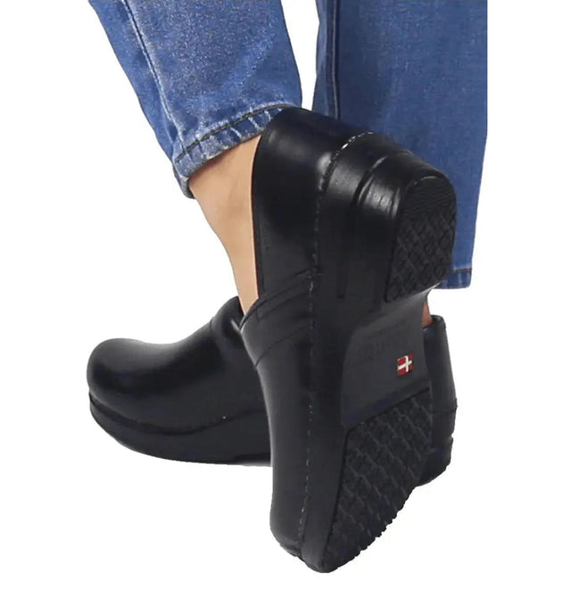 Sanita Addison Women's Cabrio Black Nursing Clog - Fiumara Medical